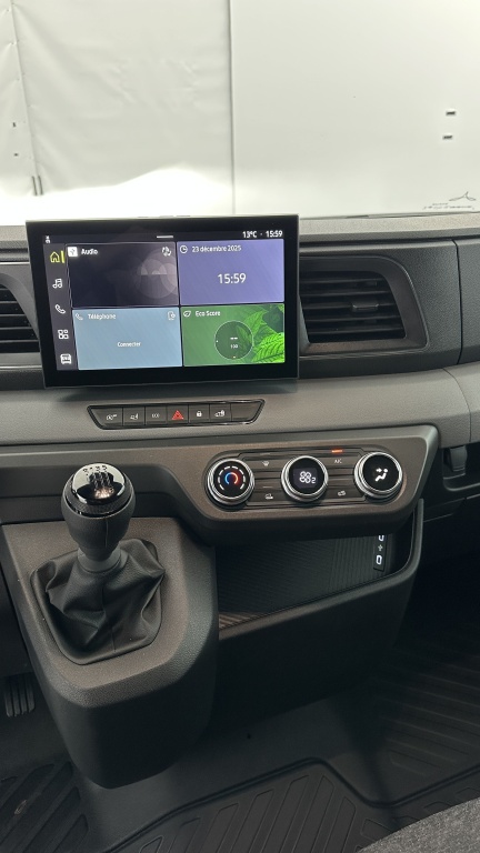 NISSAN Interstar 3T5 L2H2 2.0 dCi 150ch N-Connecta - ref: 8-GLI00011213 - Photo 11