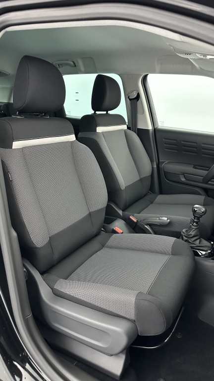 CITROEN C3 Aircross 1.2 PureTech 110ch Shine - ref: 8-GLI00011682 - Photo 18