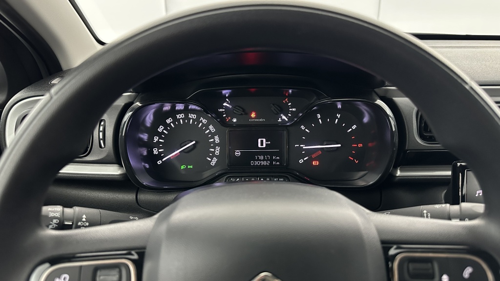 CITROEN C3 1.2 PureTech 83ch Plus - ref: 8-GLI00011683 - Photo 14