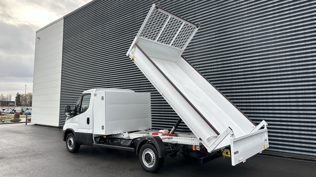 IVECO Daily 35S14 2.3 136ch 3750 Benne + Coffre JPM - ref: 8-GLI00012131 - Photo 14