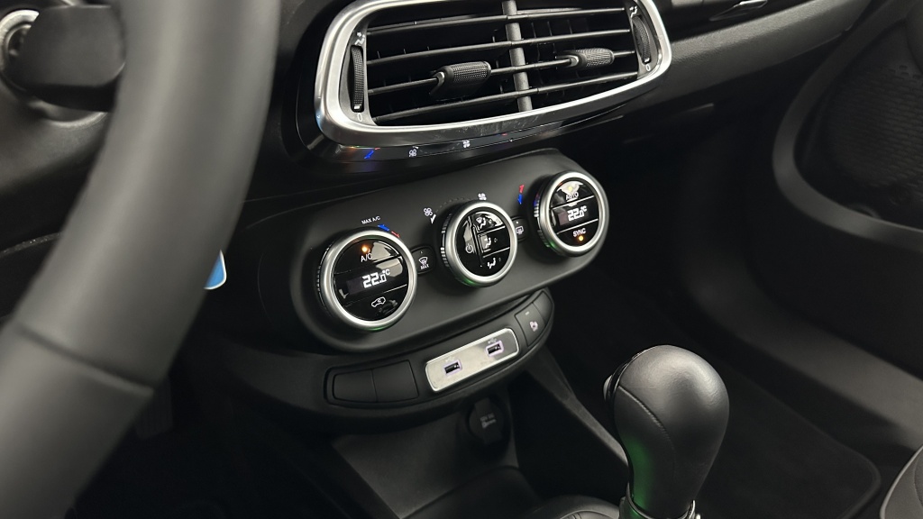 FIAT 500X 1.5 FireFly Turbo 130ch Pack Confort Style Hybrid DCT7 - ref: 8-GLI00012223 - Photo 19