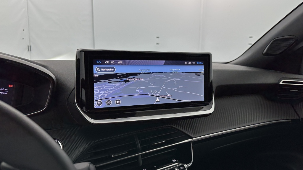 PEUGEOT 2008 II 1.2 Hybrid 145ch Allure e-DCS6 - ref: 8-GLI00012403 - Photo 15