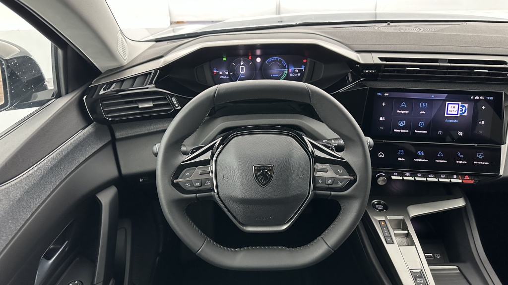 PEUGEOT 308 1.2 Hybrid 145ch Allure e-DCS6 - ref: 8-GLI00012404 - Photo 13