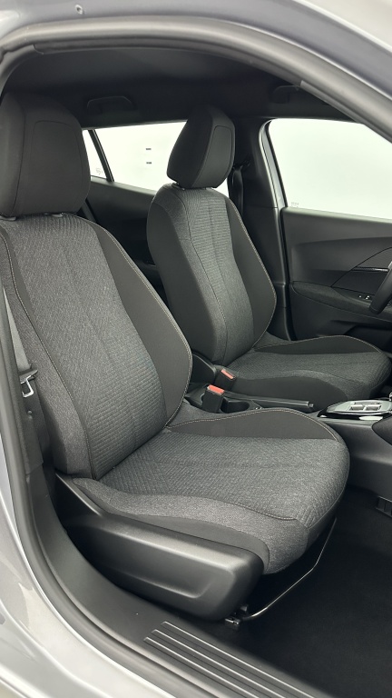 PEUGEOT 2008 II 1.2 Hybrid 145ch Style e-DCS6 - ref: 8-GLI00012454 - Photo 16