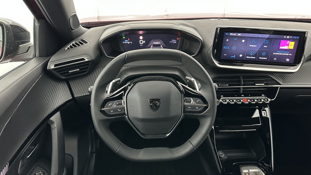 PEUGEOT 2008 II 1.2 Hybrid 145ch Allure e-DCS6 - ref: 8-GLI00012468 - Photo 13