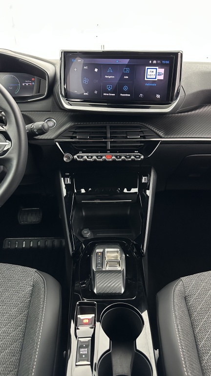 PEUGEOT 2008 II 1.2 Hybrid 145ch Allure e-DCS6  - ref: 8-GLI00012508 - Photo 16