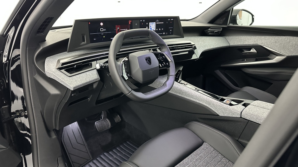 PEUGEOT 3008 1.2 Hybrid 145ch Allure e-DCS6 - ref: 8-GLI00012567 - Photo 6