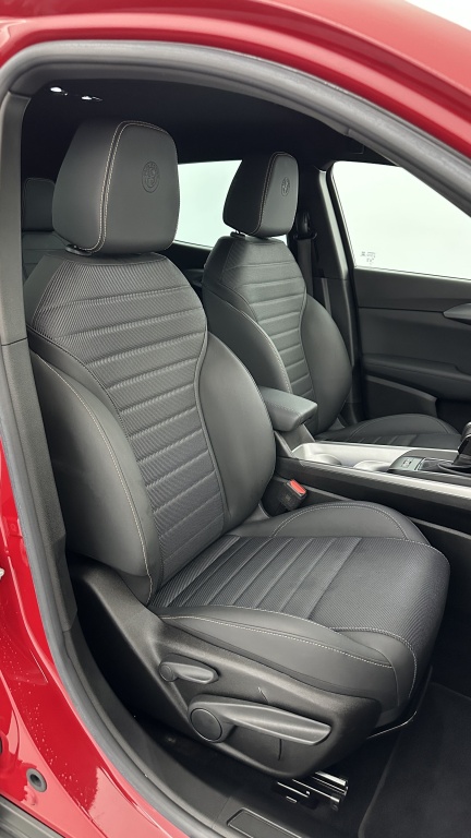 ALFA ROMEO Tonale 1.3 Hybride Rechargeable PHEV 280ch AT6 Ti - ref: 8-GLI00012645 - Photo 18