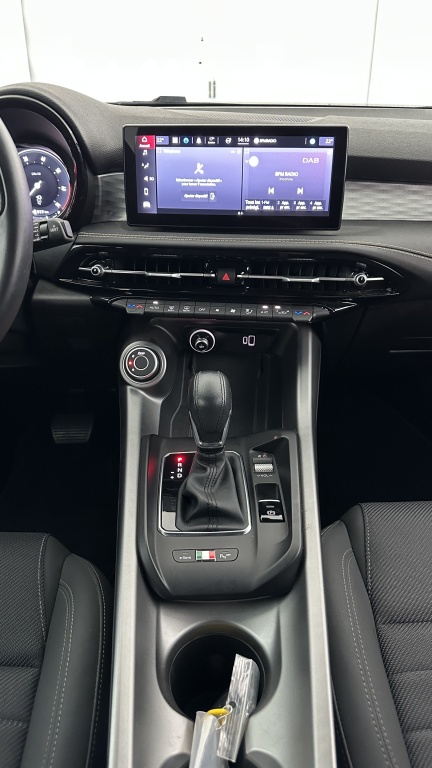 ALFA ROMEO Tonale 1.3 Hybride Rechargeable PHEV 280ch AT6 Ti - ref: 8-GLI00012646 - Photo 16