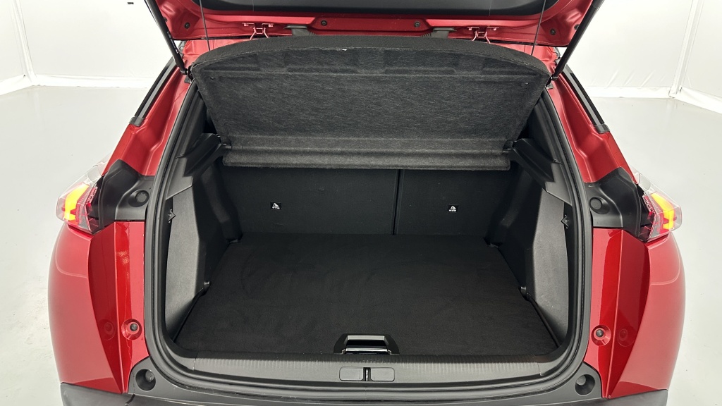 PEUGEOT 2008 II 1.2 PureTech 130ch GT EAT8 - ref: 8-GLI00012876 - Photo 10