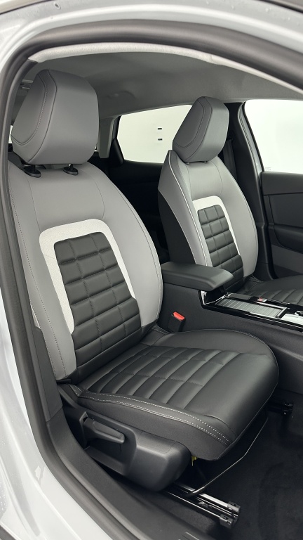 CITROEN C4 1.2 Hybride 145ch Max e-DCS6 - ref: 8-GLI00018729 - Photo 18