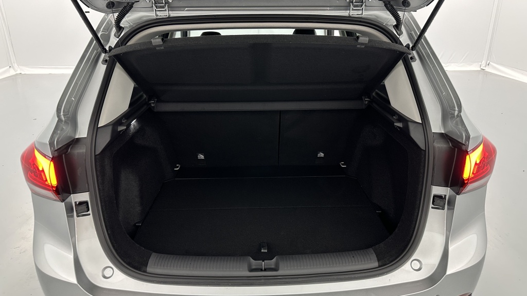 MG ZS 1.5L Hybrid+ 197ch Luxury - ref: 8-GLI00019897 - Photo 10