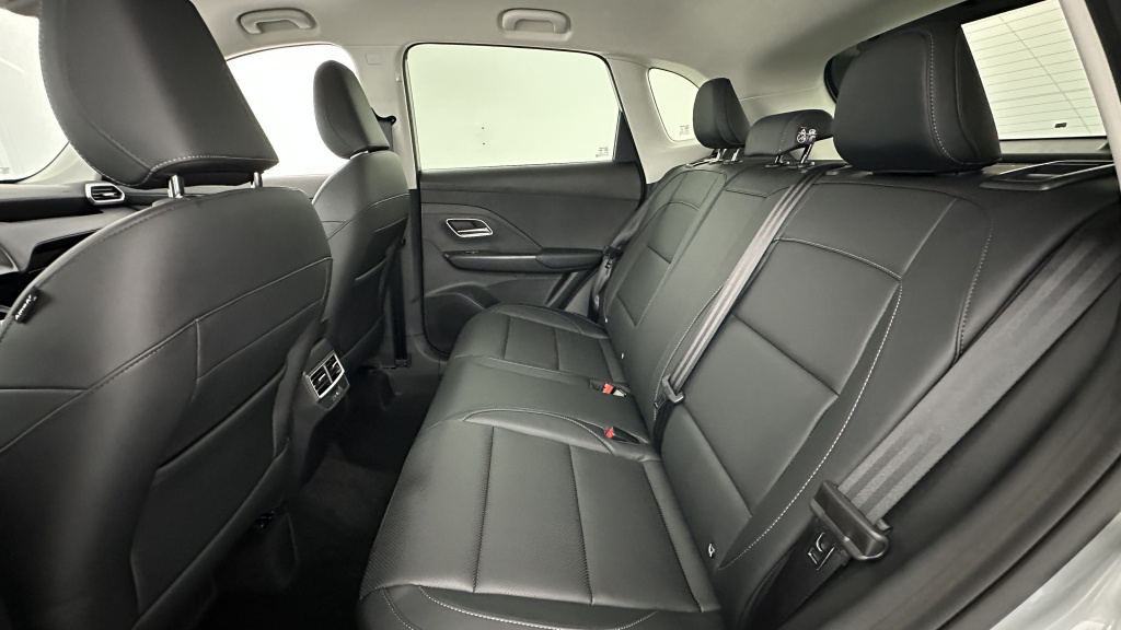 MG ZS 1.5 L Hybrid+ 197ch Luxury - ref: 8-GLI00019925 - Photo 9