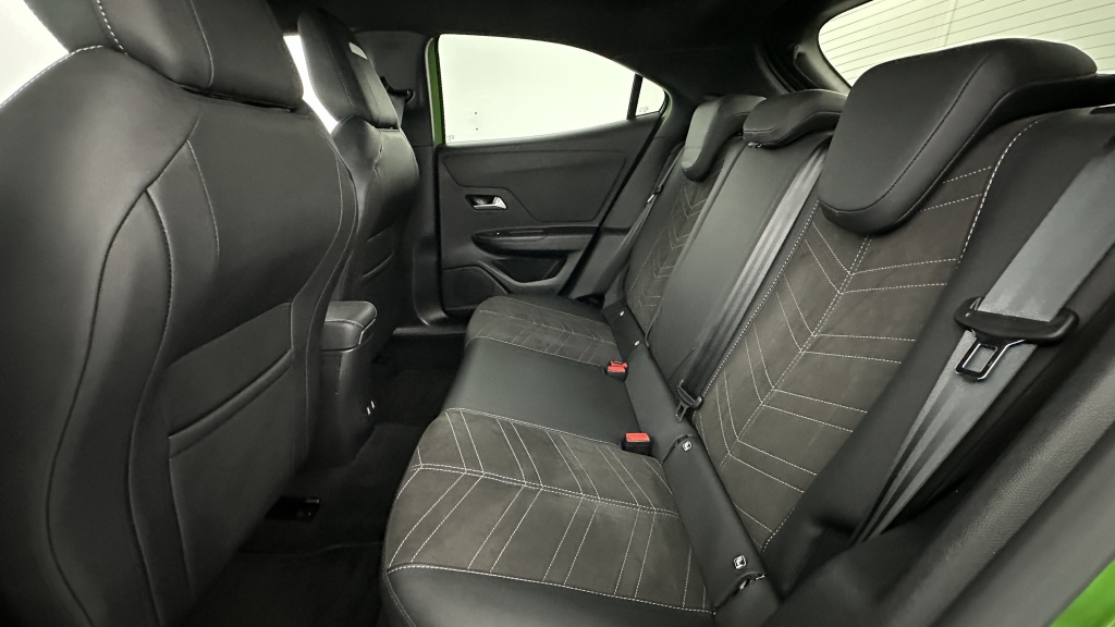 OPEL Mokka 1.2 Turbo 130ch Ultimate BVA8 - ref: 8-GLI00020034 - Photo 9