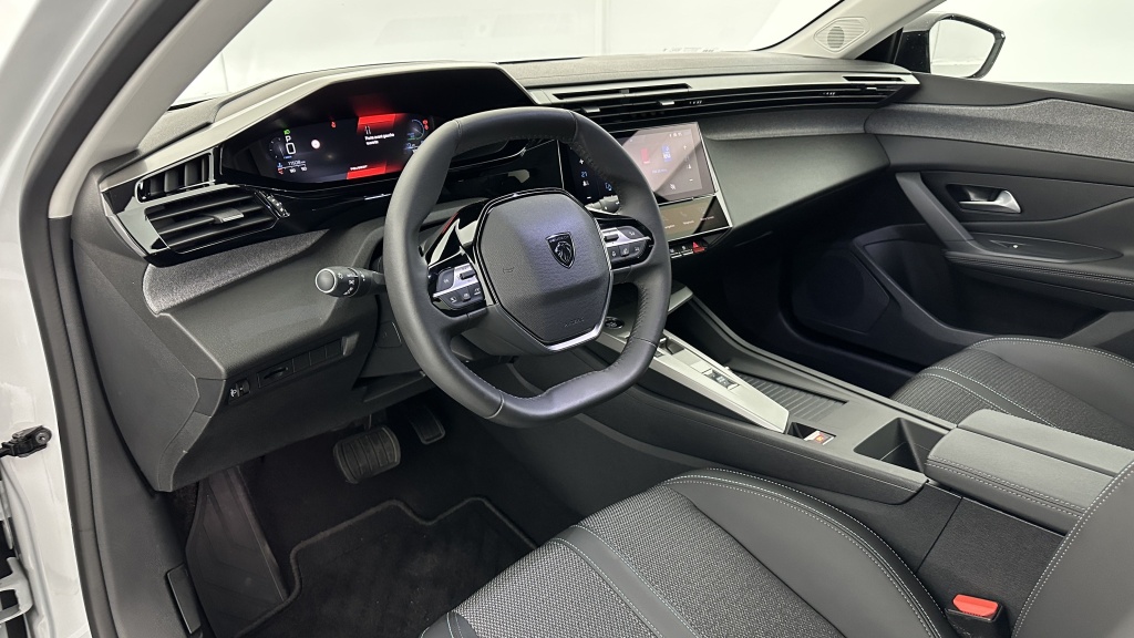 PEUGEOT 308 1.2 Hybrid 136ch Allure e-DCS6 - ref: 8-GLI00021543 - Photo 6