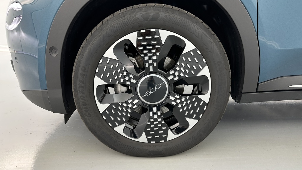 FIAT 600 1.2 Hybrid 100ch La Prima DCT6 - ref: 8-GLI00023108 - Photo 12