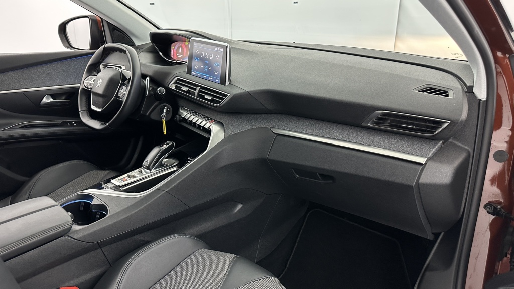 PEUGEOT 3008 II 1.5 BlueHDi 130ch Allure EAT8 - ref: 8-GLI00023783 - Photo 8