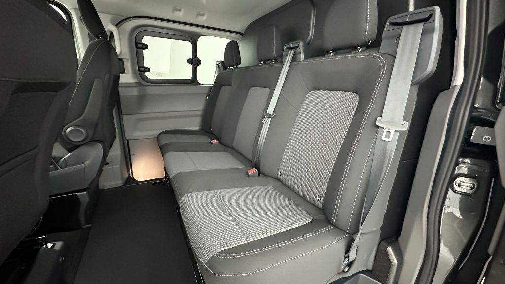 VOLKSWAGEN Transporter Procab T7 L1H1 2.0 TDI 170ch Business BVA8 - ref: 8-GLI00024030 - Photo 8