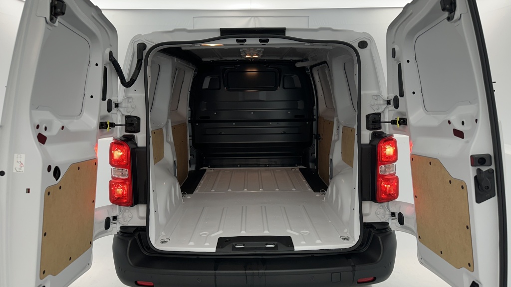 OPEL Vivaro M 2.0 BlueHDi 180ch EAT8 - ref: 8-GLI00025331 - Photo 9