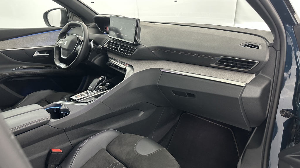 PEUGEOT 3008 III 1.6 PureTech 180ch GT Pack EAT8 - ref: 8-GLI00025507 - Photo 8