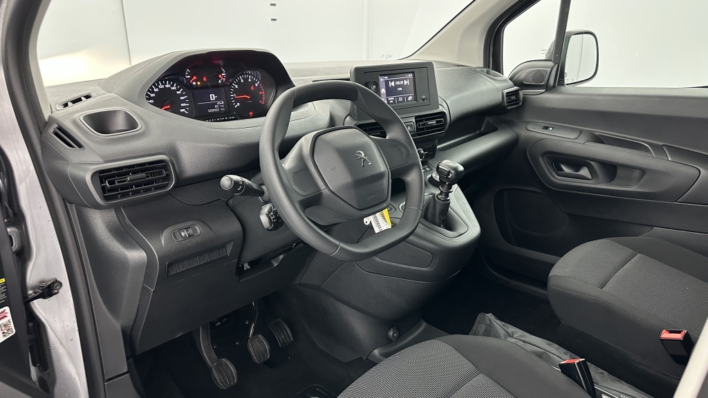 DANGEL PARTNER M 650 1.5 BlueHDi 130ch 4WD by DANGEL - ref: 8-GLI00025554 - Photo 6