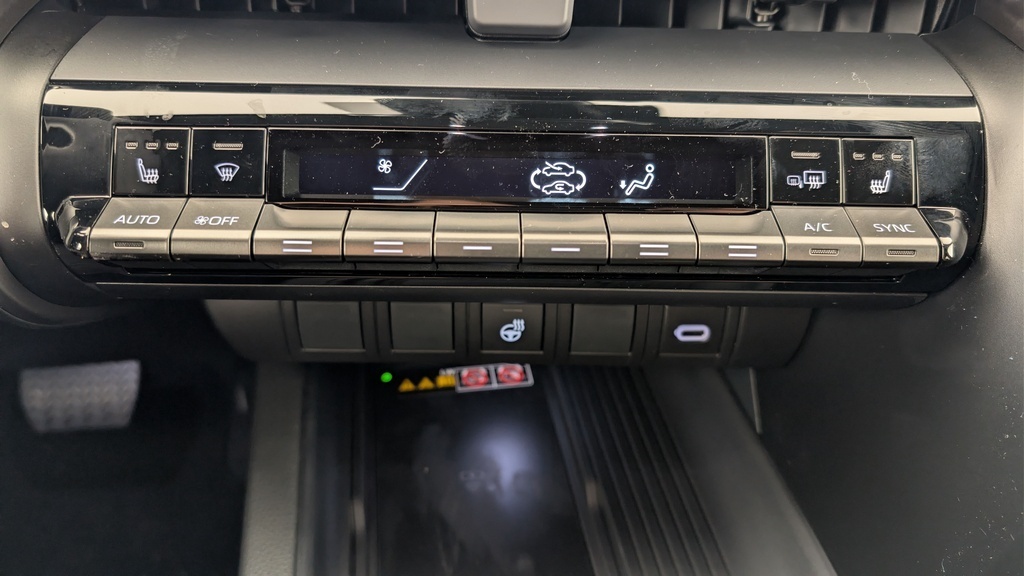 TOYOTA C-HR Hybride Rechargeable 225 Design - ref: 8-GLI00026167 - Photo 19