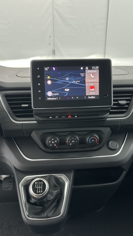 RENAULT Trafic L2H1 3000 2.0 dCi 150ch Advance - ref: 8-GLI00026544 - Photo 9