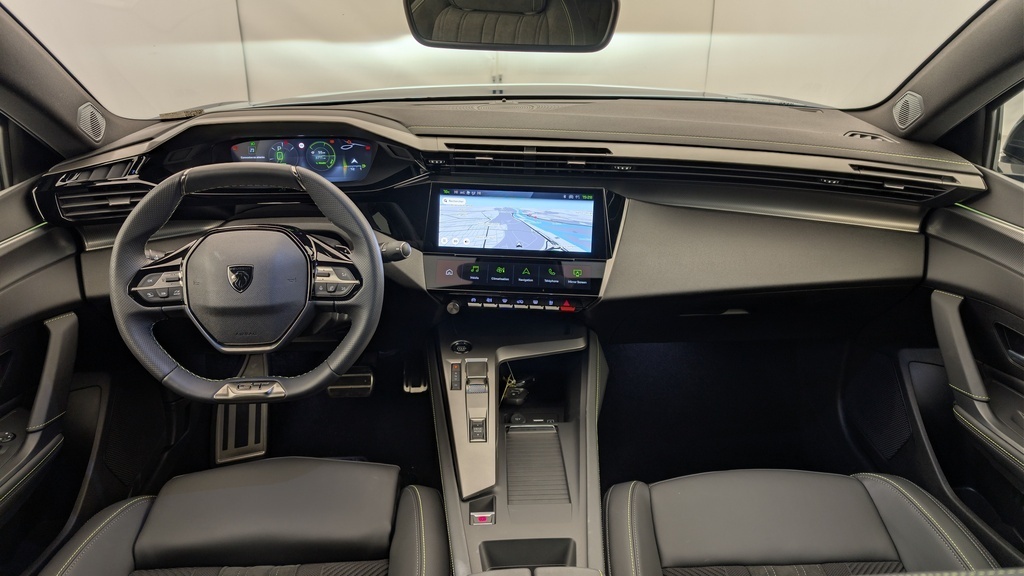 PEUGEOT 408 Hybrid 145 e-DCS6 GT - ref: 8-GLI00027173 - Photo 13