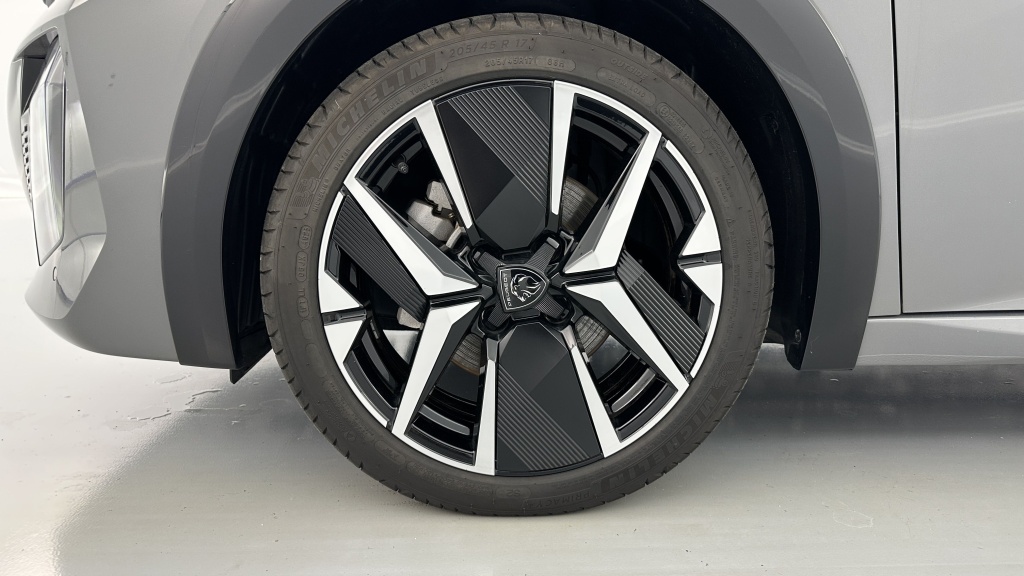 PEUGEOT 208  II 1.2 Hybrid 100ch GT e-DCS6 - ref: 8-GLI00031956 - Photo 12