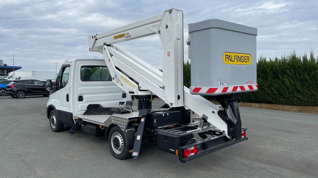 IVECO Daily 35S14H 3450 2.3 136ch Nacelle Palfinger P200A-R - ref: 8-GLI00238671 - Photo 5