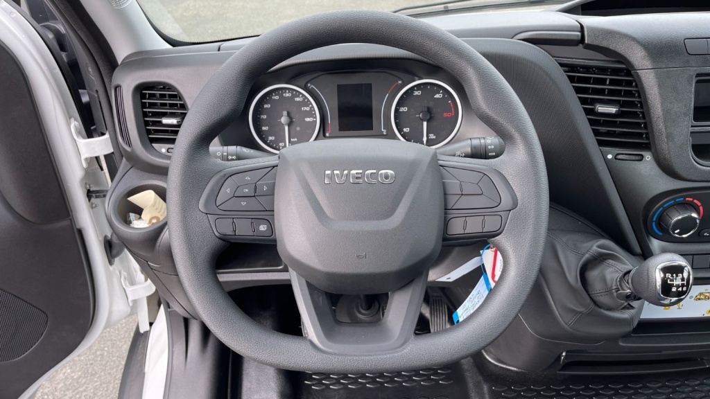 IVECO Daily 35S14H 3450 2.3 136ch Nacelle Palfinger P200A-R - ref: 8-GLI00238671 - Photo 9