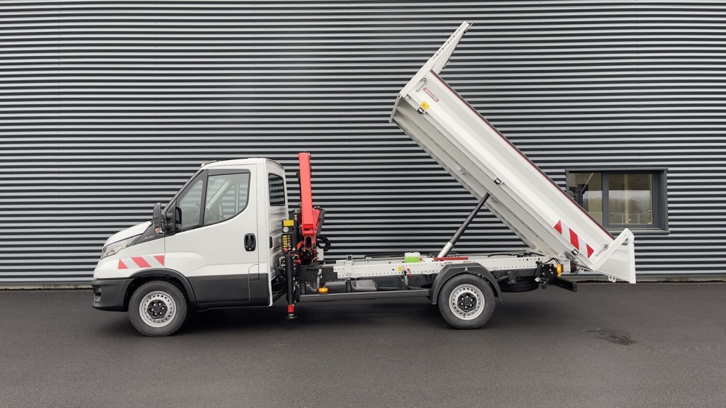 IVECO Daily 35S14H 3750 2.3 136ch Benne Alu JPM + Grue PK 2900 - ref: 8-GLI00270998 - Photo 11