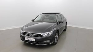 VOLKSWAGEN Passat en vente à marchand - ref: 5-1371633