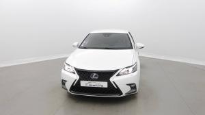 LEXUS CT en vente à marchand - ref: 5-1386394