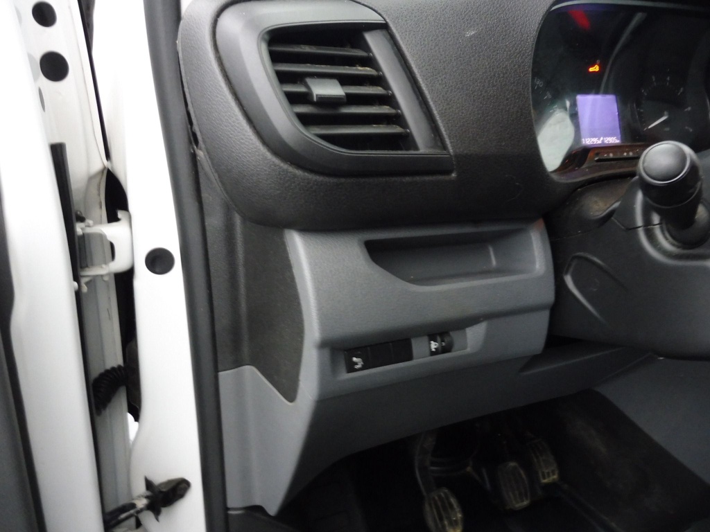 PEUGEOT Expert STANDARD 1.5 BLUEHDI 120CH S&S PREMIUM - ref: 59207 - Photo 7