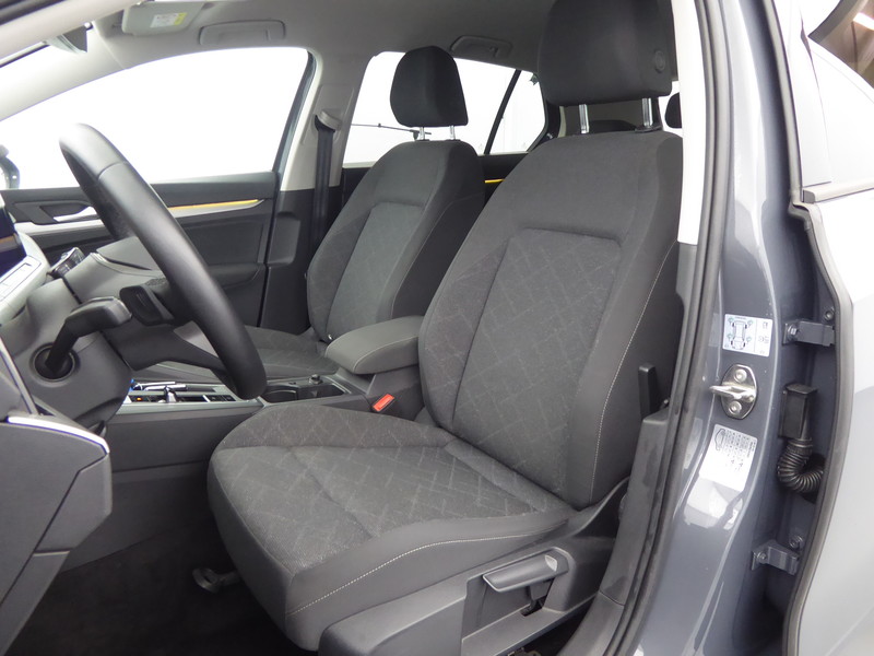 VOLKSWAGEN GOLF VIII 2.0 TDI 150CH LIFE DSG7 : 60704 - Photo 7