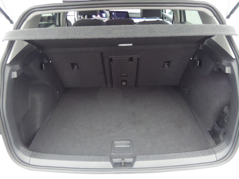 VOLKSWAGEN GOLF VIII 2.0 TDI 115CH LIFE : 60820 - Photo 6