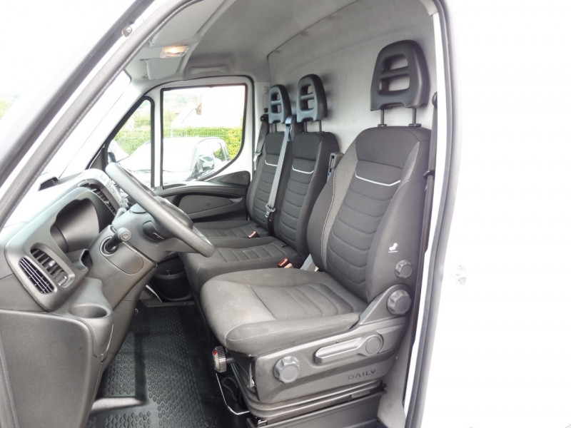 IVECO DAILY 35S FG 35S 12M3 V16 2.3 MJET 156 - ref: 66712 - Photo 3