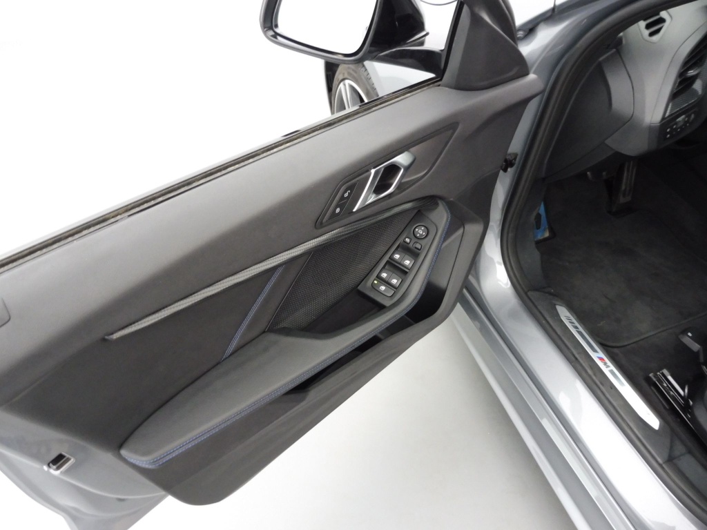 BMW SERIE 1 118DA 150CH M SPORT - ref: 67557 - Photo 17
