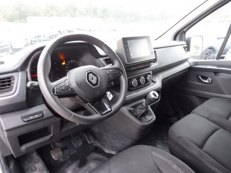 RENAULT TRAFIC III FG L2H1 3T 2.0 BLUE DCI 130CH GRAND CONFORT - ref: 68233 - Photo 4