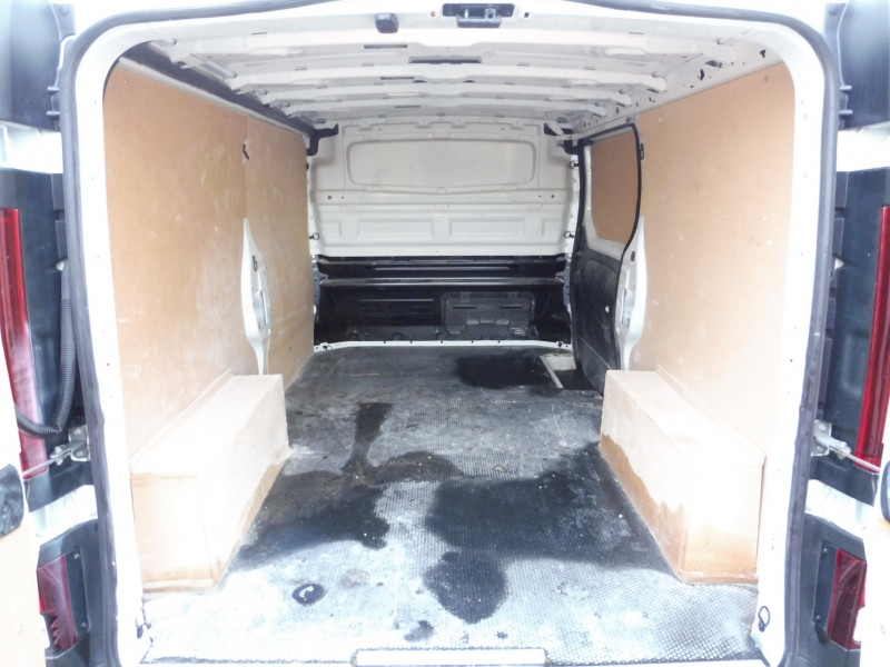 RENAULT TRAFIC III FG L2H1 3T 2.0 BLUE DCI 130CH GRAND CONFORT - ref: 68233 - Photo 6