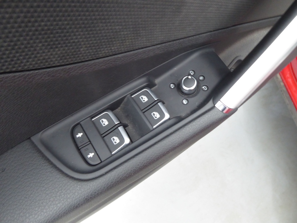 AUDI Q2 30 TDI 116CH PACK S LINE EXTERIEUR - ref: 68589 - Photo 18