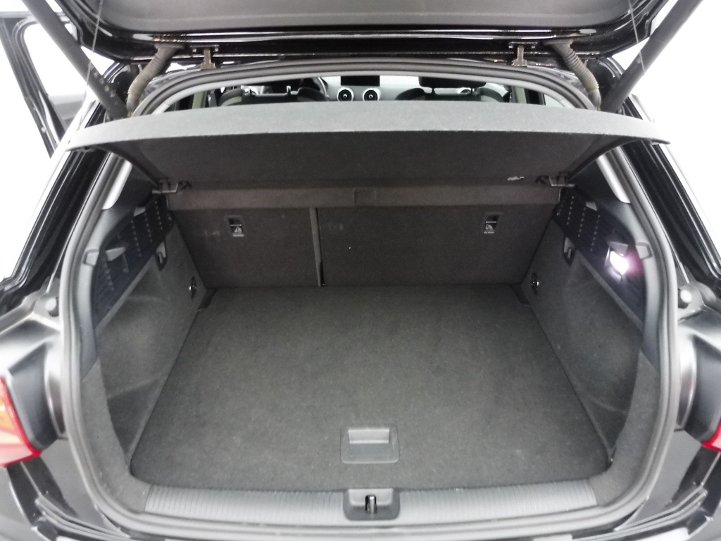 AUDI Q2 30 TDI 116CH PACK S LINE EXTERIEUR - ref: 68612 - Photo 11