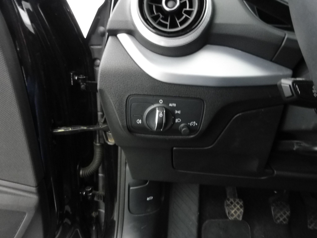 AUDI Q2 30 TDI 116CH PACK S LINE EXTERIEUR - ref: 68612 - Photo 8