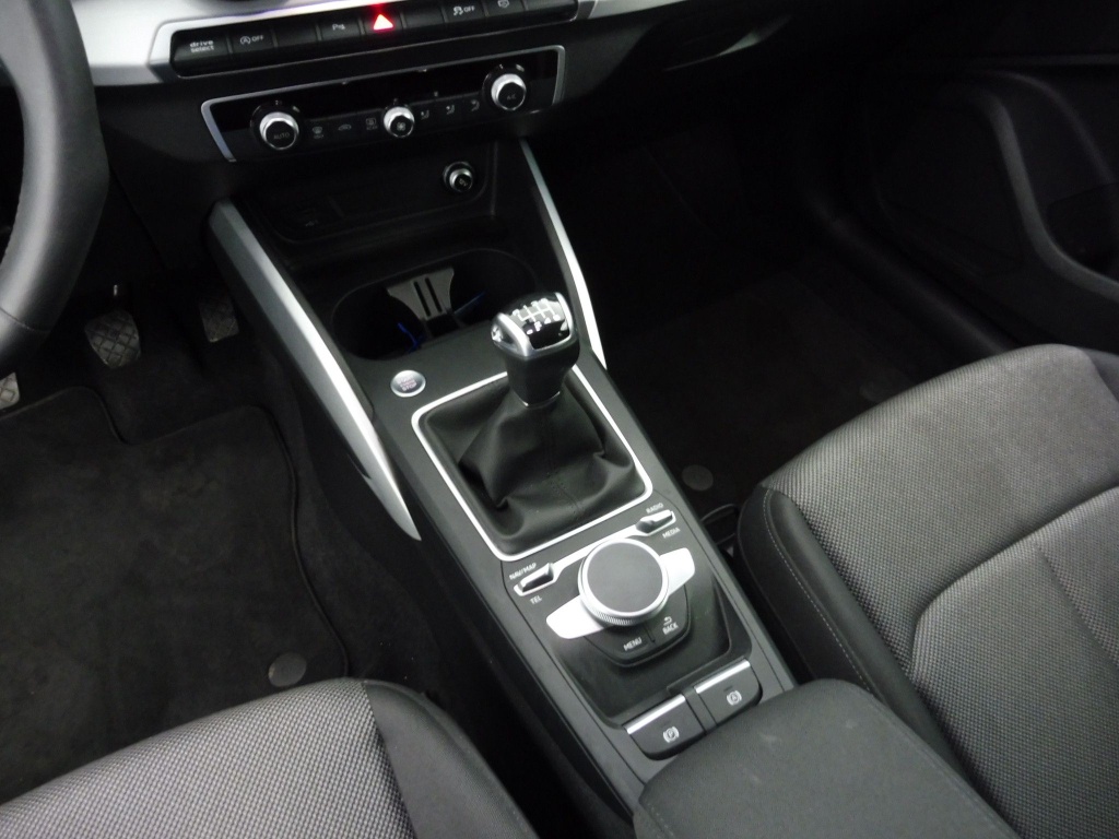 AUDI Q2 30 TDI 116CH PACK S LINE EXTERIEUR - ref: 68613 - Photo 14