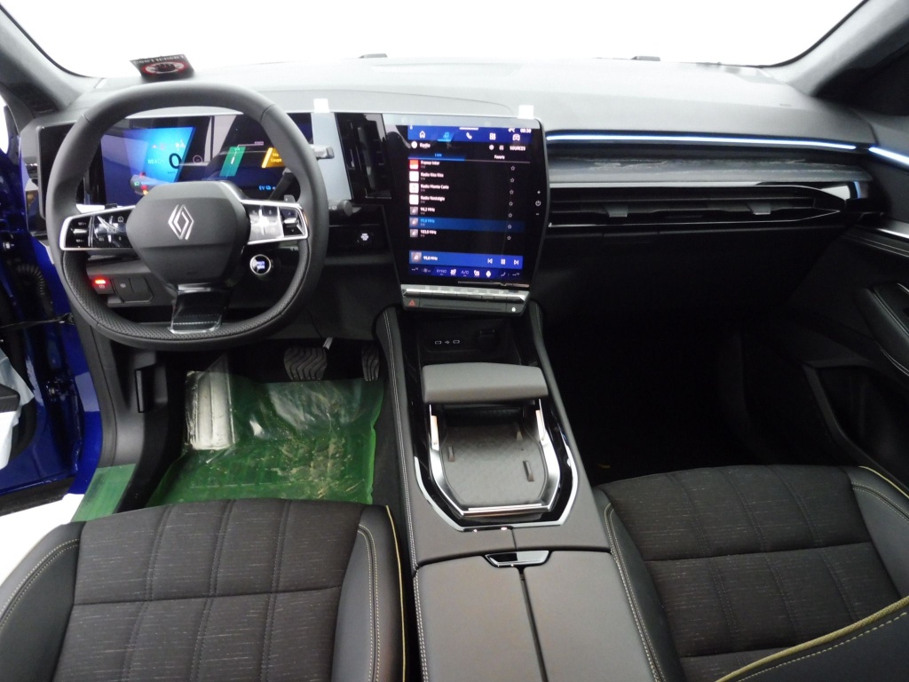 RENAULT AUSTRAL 1.2 E-TECH FULL HYBRID 200CH ICONIC- 24 - ref: 68689 - Photo 16