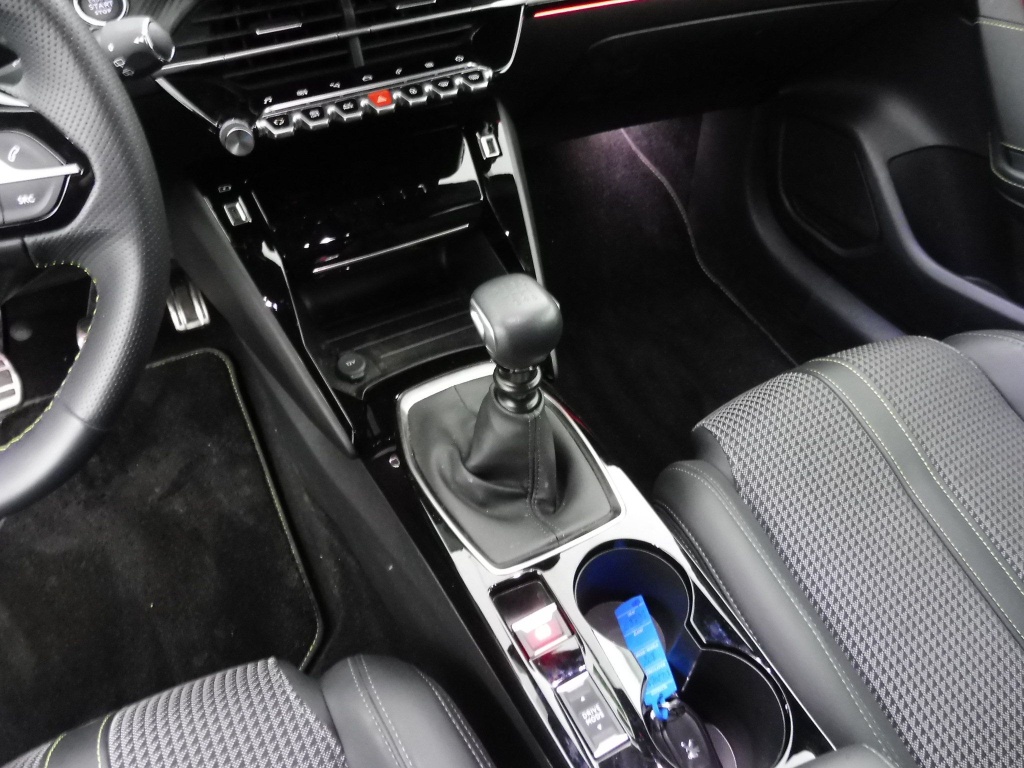 PEUGEOT 208 1.2 PURETECH 100CH S&S GT - ref: 68797 - Photo 14