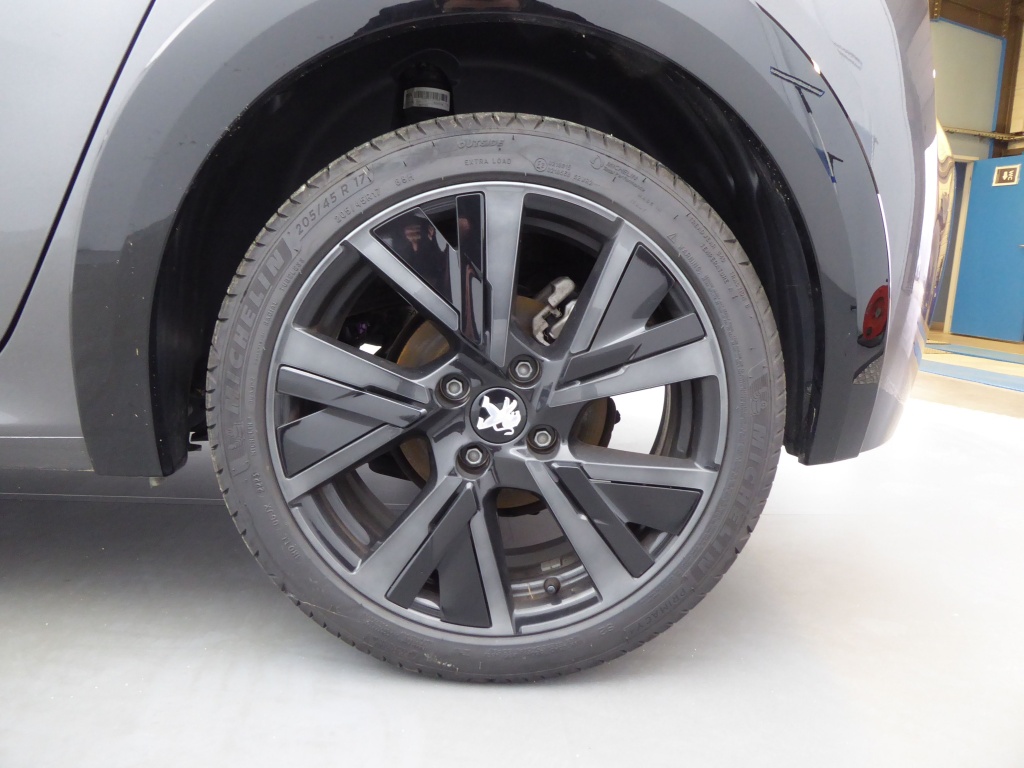 PEUGEOT 208 1.2 PURETECH 100CH S&S GT - ref: 68810 - Photo 12