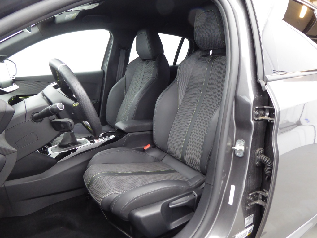 PEUGEOT 208 1.2 PURETECH 100CH S&S GT - ref: 68810 - Photo 15