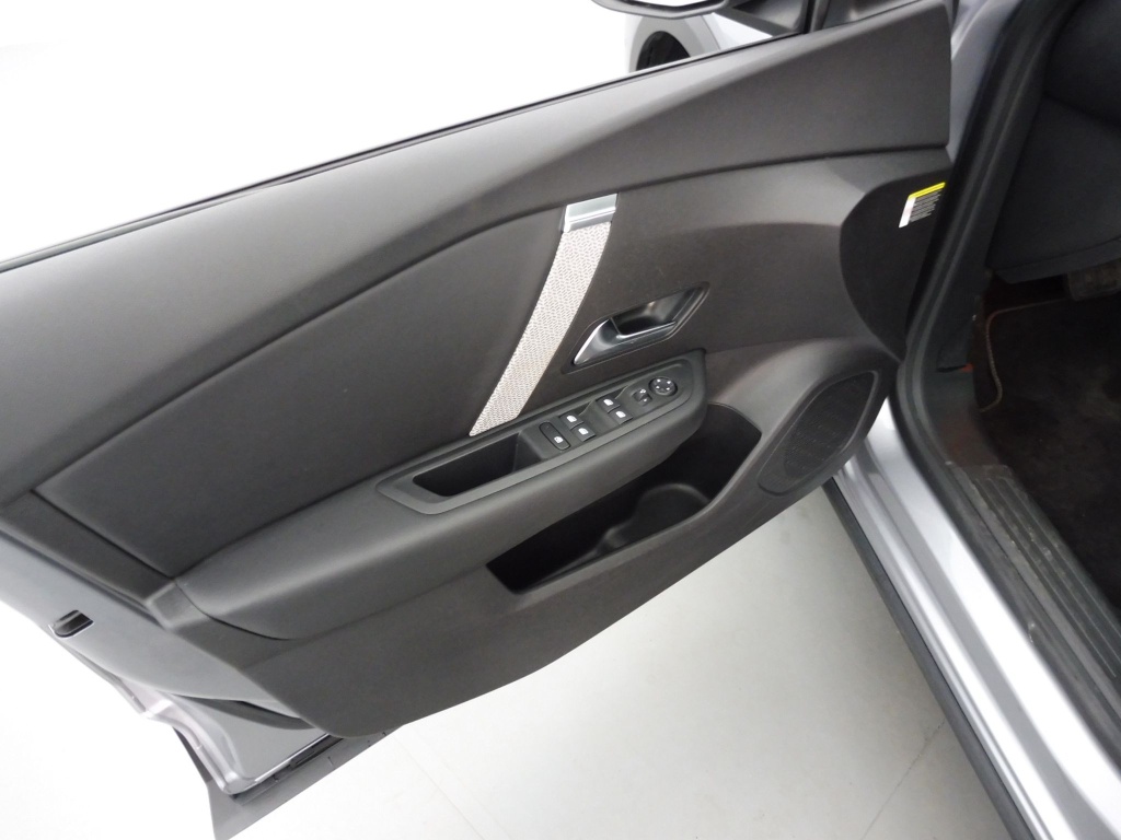 CITROEN C4 X BLUEHDI 130CH S&S SHINE PACK EAT8 - ref: 68955 - Photo 18